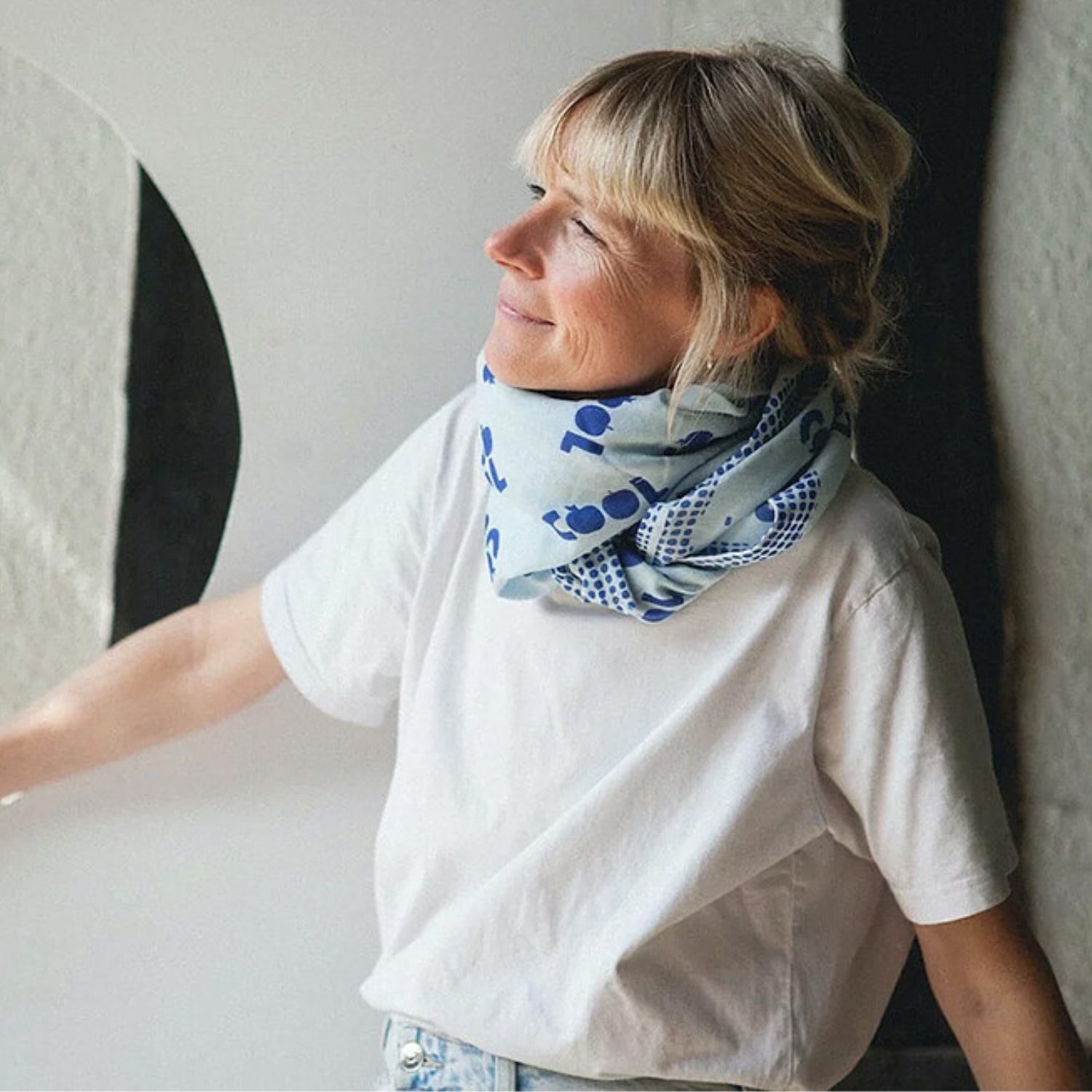 Grand foulard "Cool Hirondelle" – Image 3