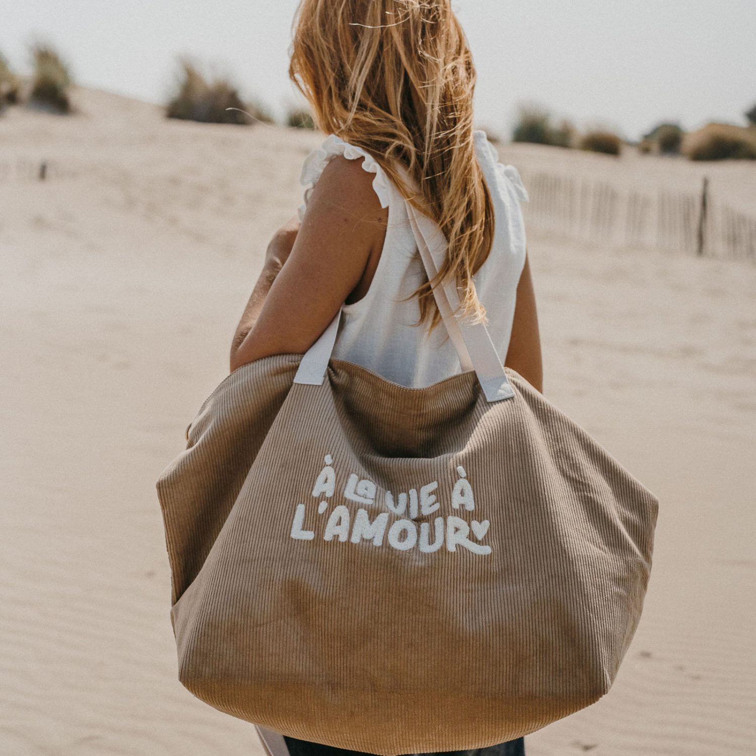 Sac XL velours À la vie à l'amour – Image 2