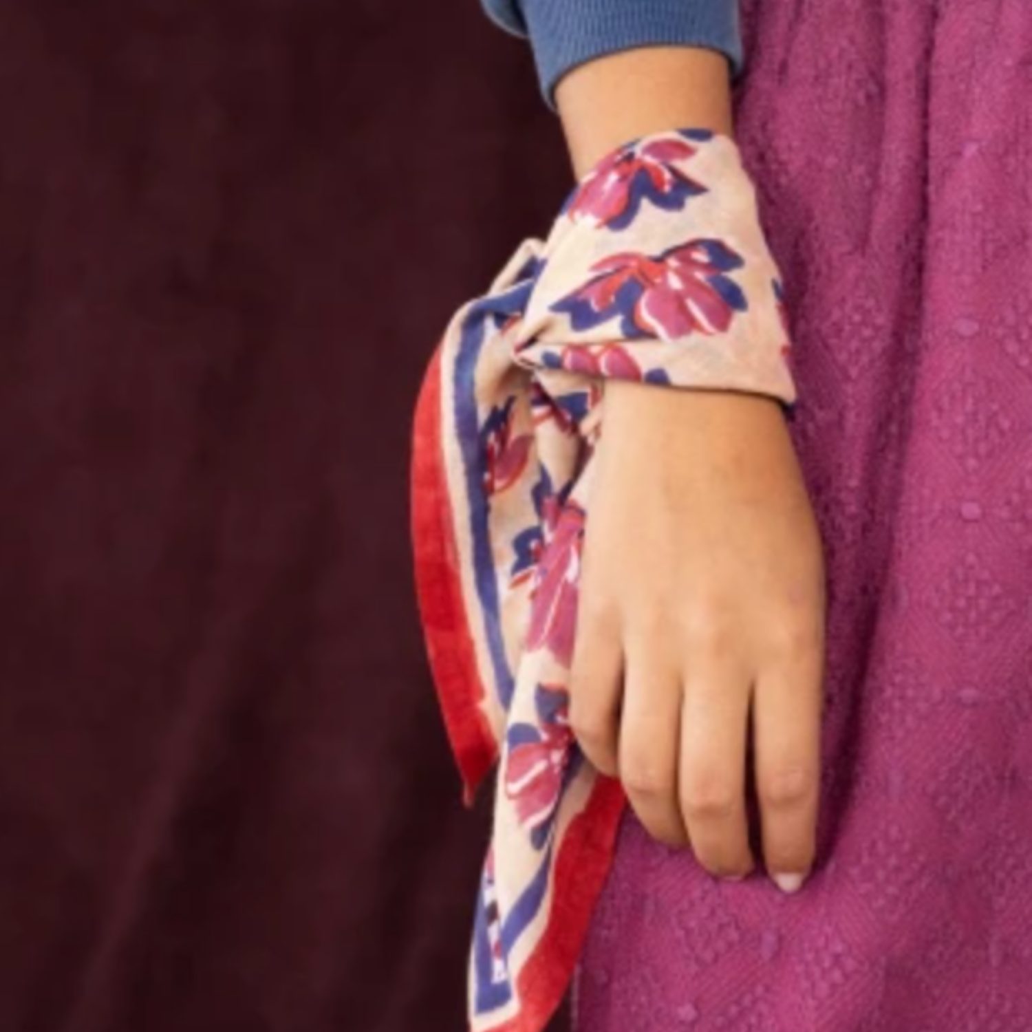 Petit foulard "Violeta Macadamia" – Image 2