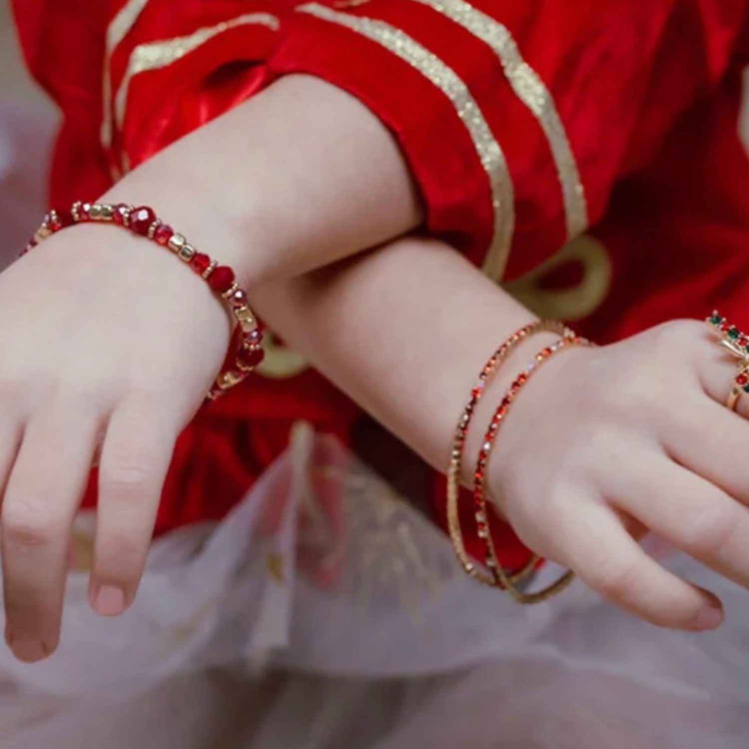 3 bracelets rouges de noël – Image 2