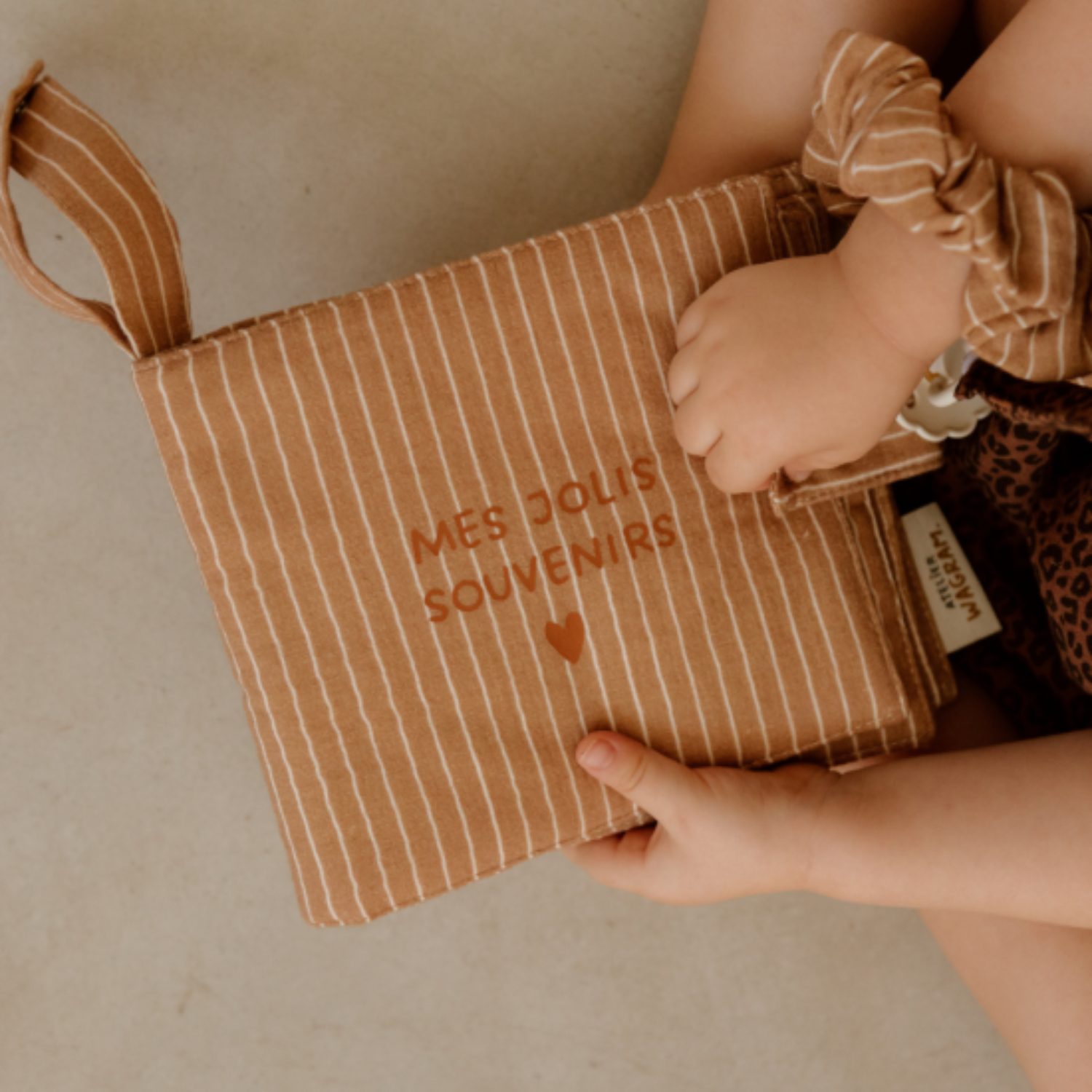 Mini album photo - Fines rayures - Mes jolis souvenirs – Image 2