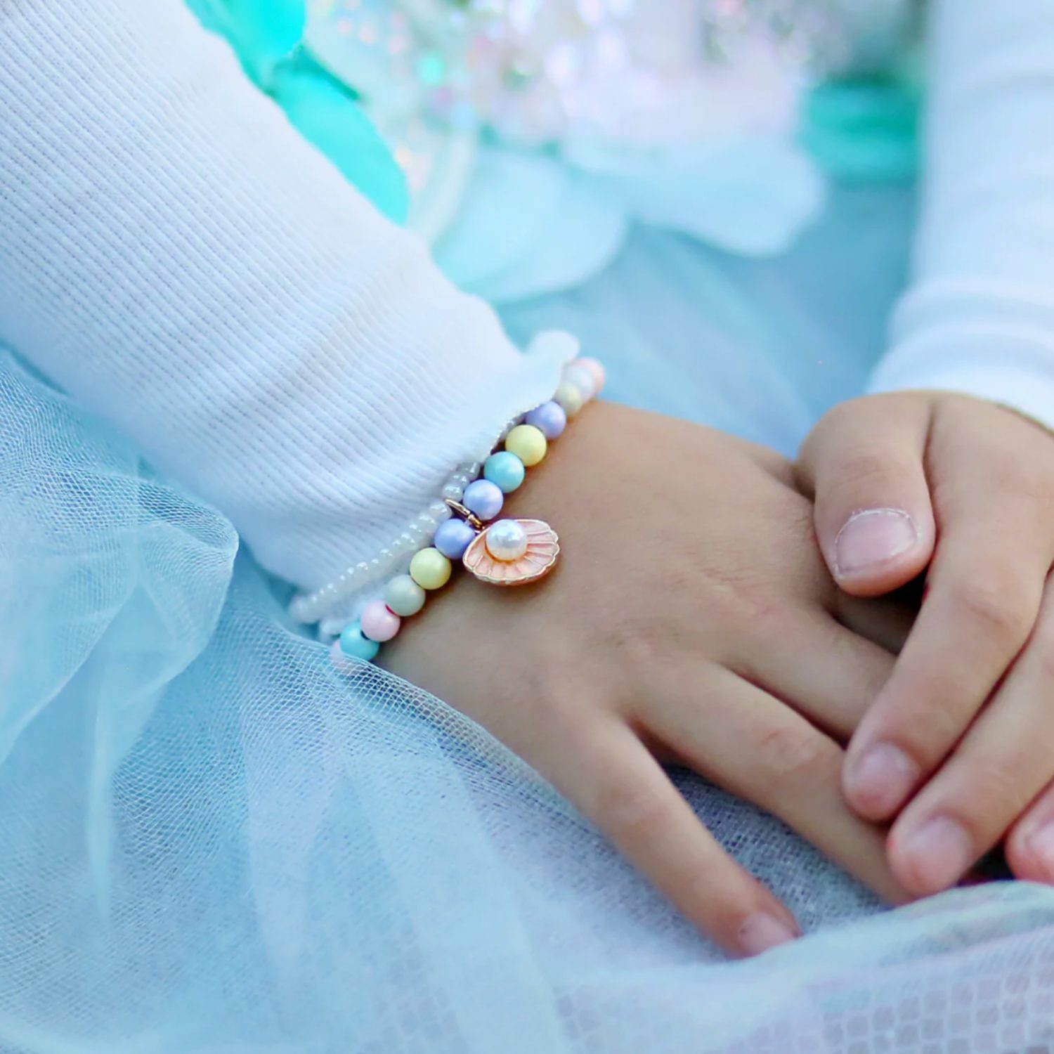 Boutique pastel sheel bracelet set – Image 2