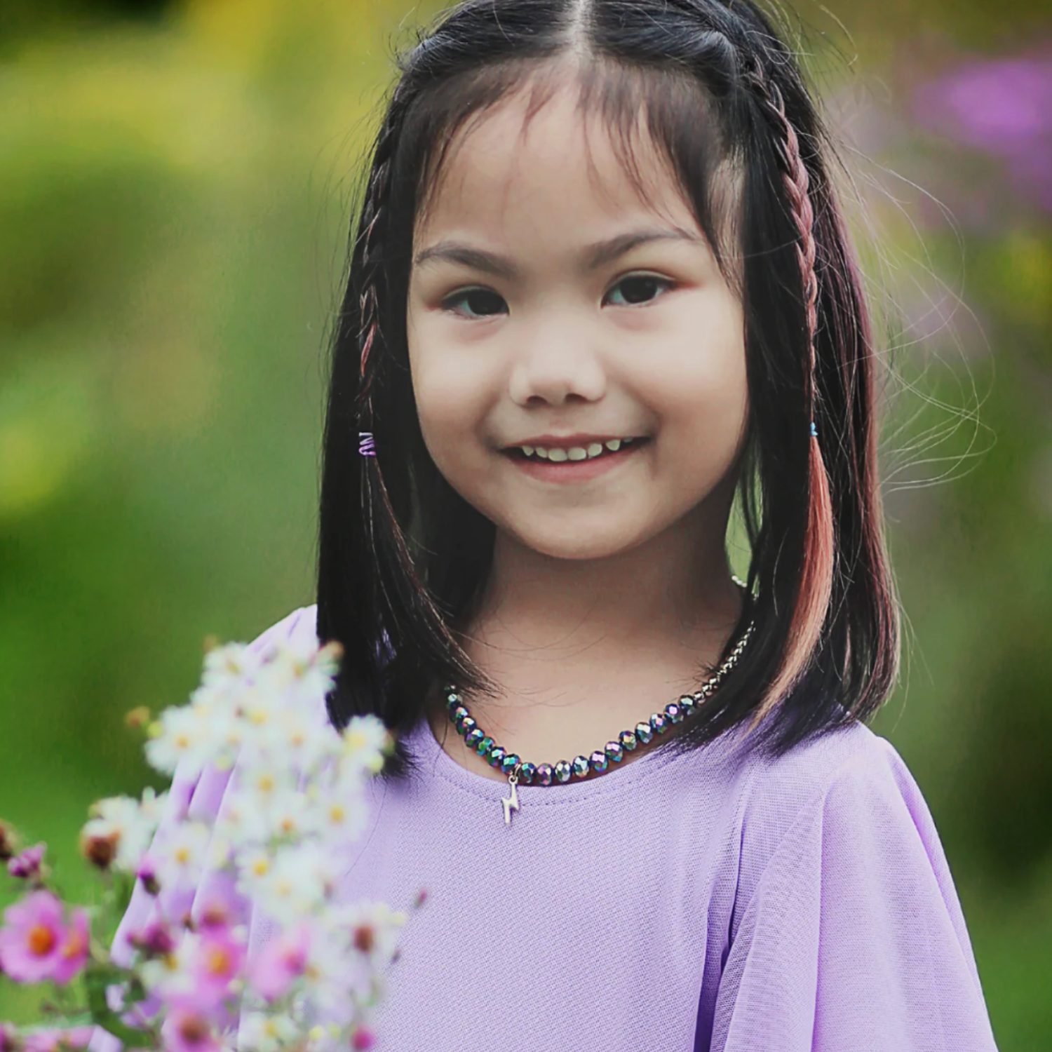 Lightning bolt revolt necklace – Image 2