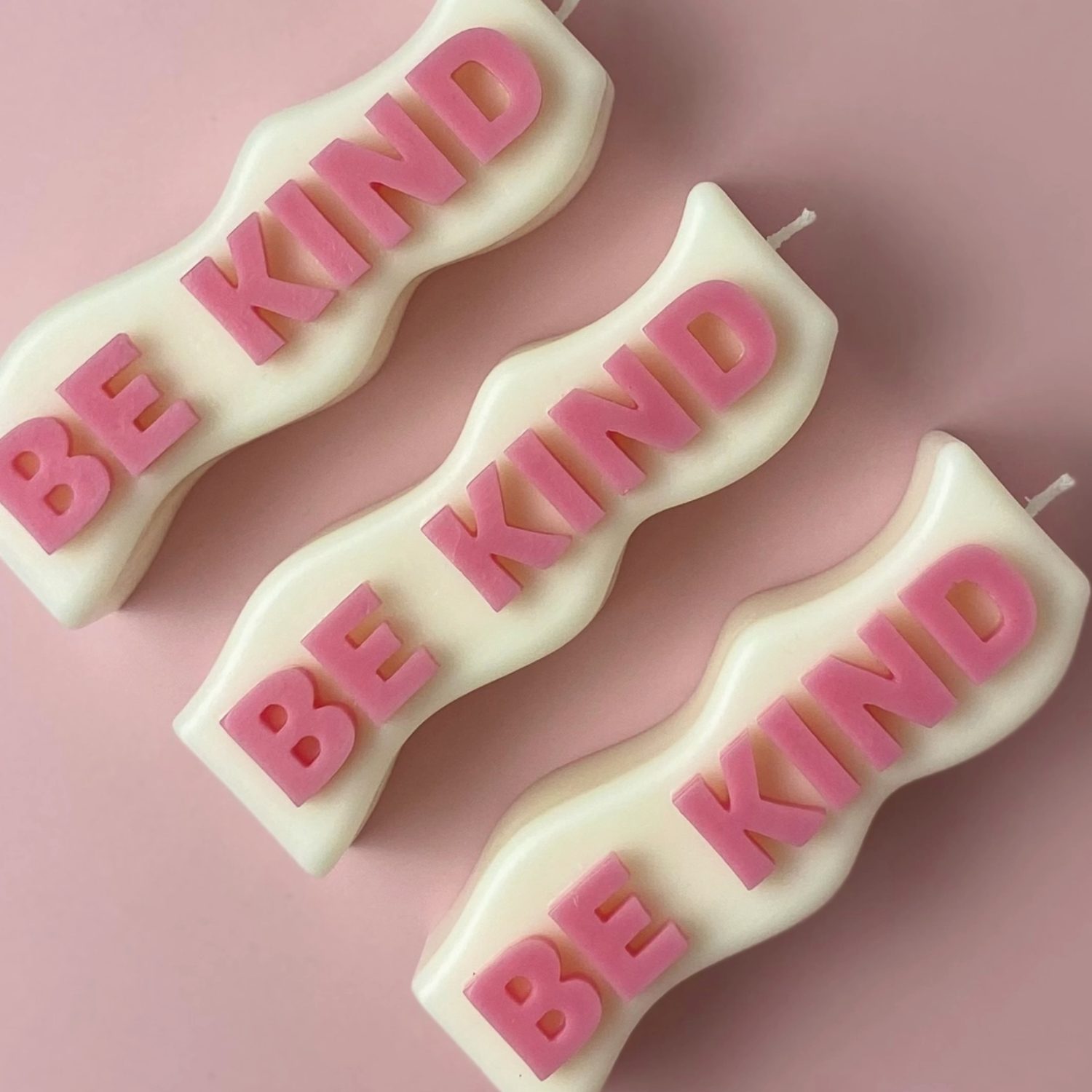 Bougie Be king blanc/rose