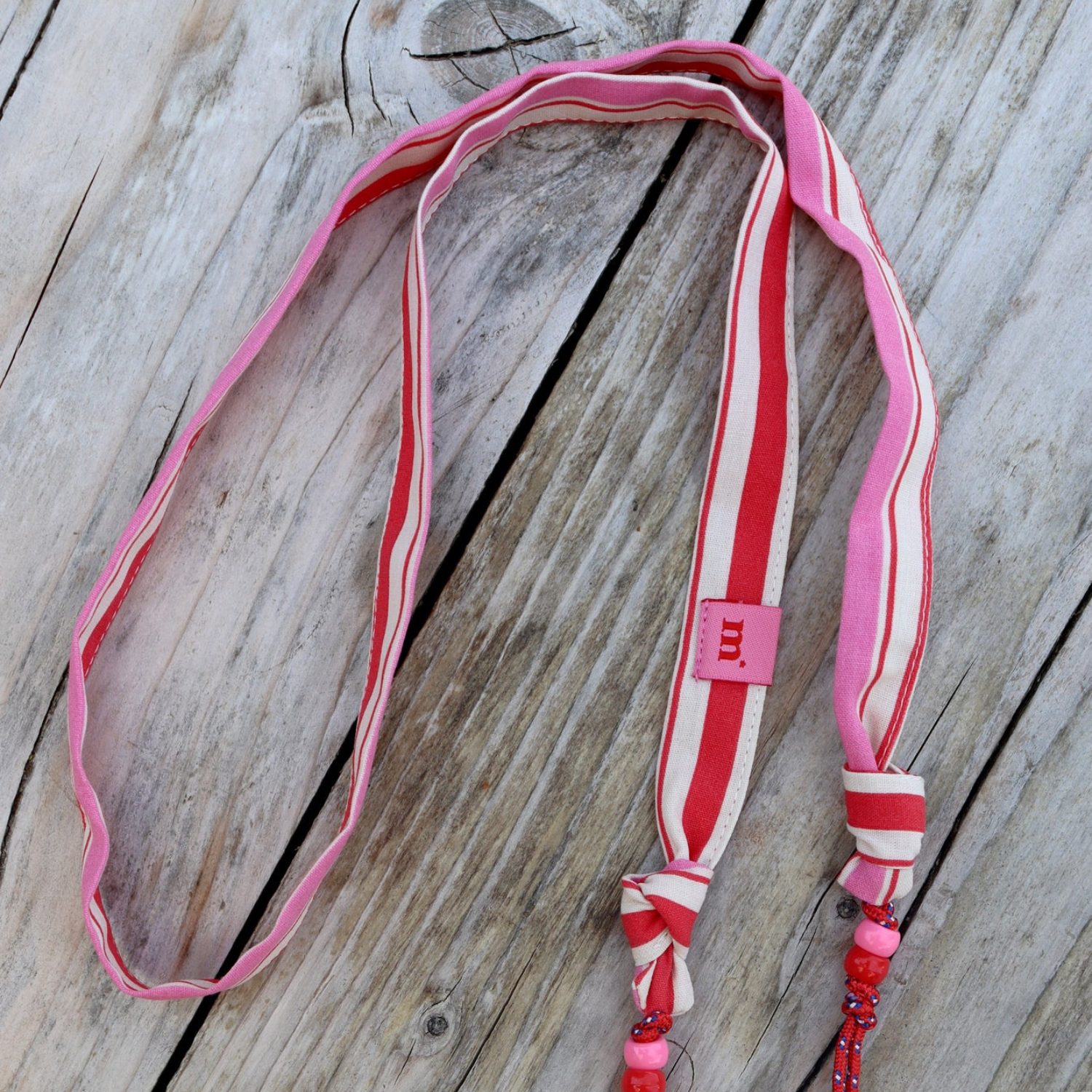 Sangle de téléphone – Rayures Rose & Rouge