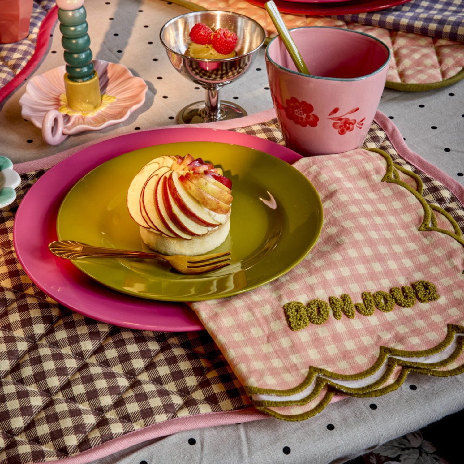 Serviette de table vichy brodée – Bonjour
